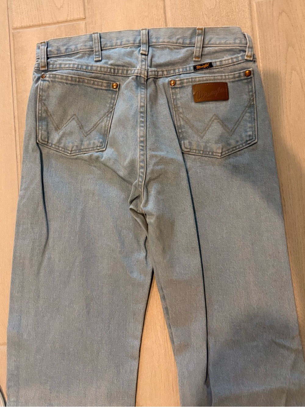 Wrangler 936 32x33 light wash jeans
